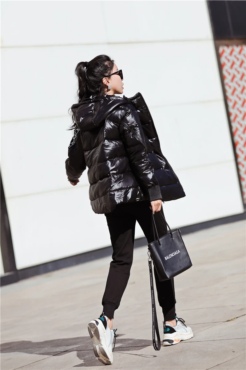 Зимняя куртка женская модная матовая черная стеганая Женская куртка свободное теплое хлопковое пальто парка с капюшоном женская верхняя одежда H687