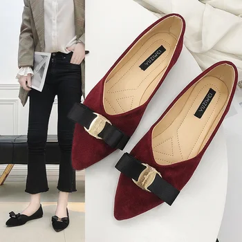 

2019 spring new Korean version of the pointed suede flat shoes trend shallow mouth comfortable women's shoes.