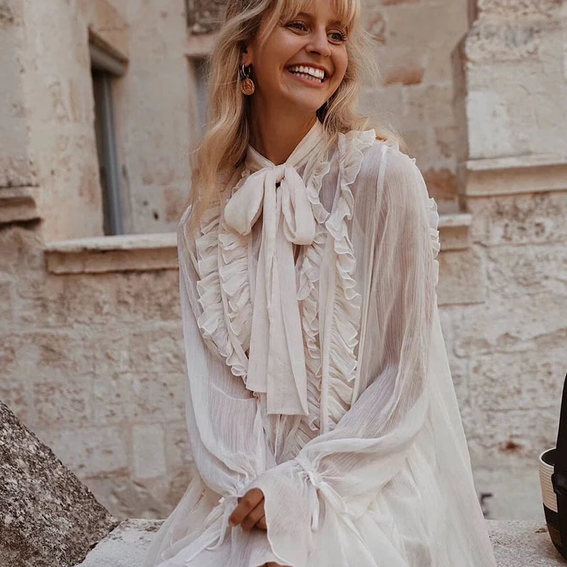 

2019 New Women's Ruffle Puff Sleeve Long Sleeve Wooden Ear Fold Mini Dress