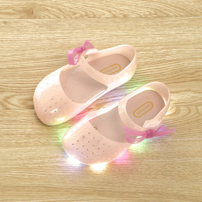 Светодиодный светящийся светильник с бантиком; красивые тапочки с круглым открытым носком; прозрачная ароматная обувь для девочек; детские сандалии - Цвет: Бежевый