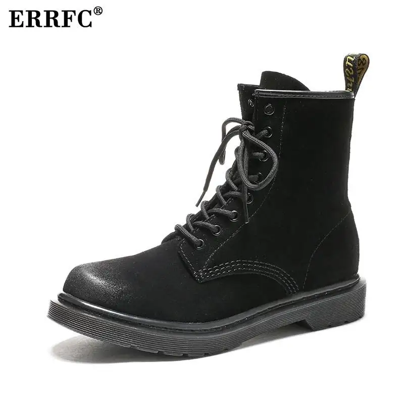 trending black boots