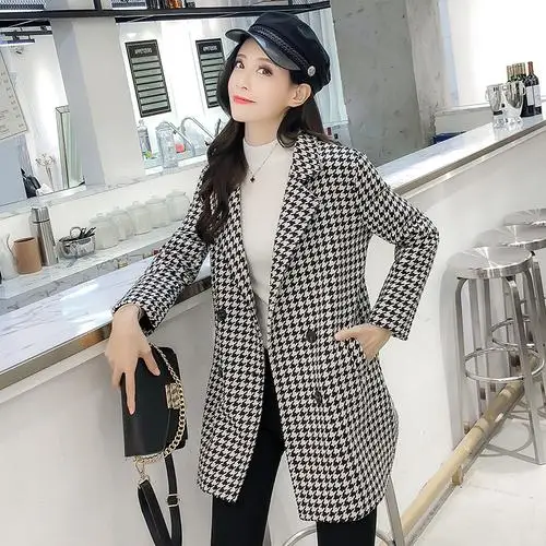 Шерстяное зимнее пальто в ломаную клетку для женщин, свободные зимние пальто в клетку, модное пальто для девушек, двубортное пальто в Корейском стиле - Цвет: Black and white plai