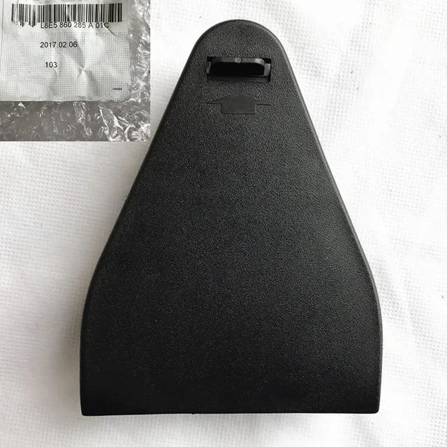 OEM EMERGENCY SAFETY TRIANGLE MOUNT BRACKET FOR AUDI A4 B6 B7 A6 C6
