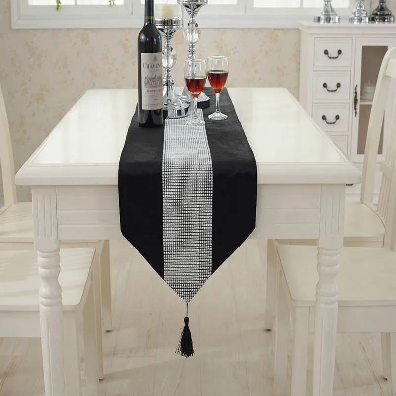 Luxury Flannel Diamond Black Table Runner European Style Table Cloth