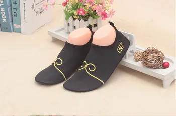 

Summer Swimming Snorkeling Shoes Men Women Kids Couples Barefoot Water Skin Unisex Shoes light soft wading Beach Swim shoes