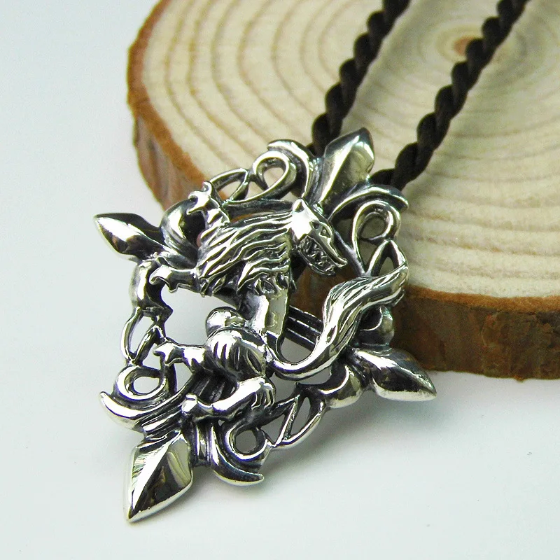 

Love is 925 pure authentic Thai intime yinlang pattern pendant retro pattern exaggerated air man Pendant