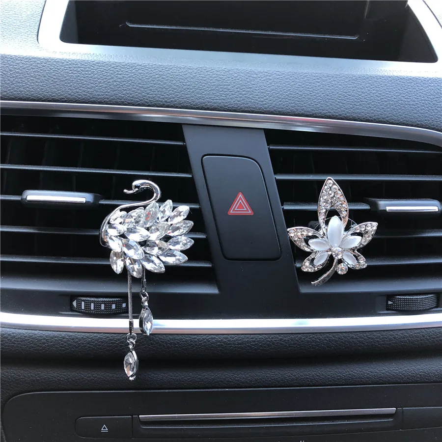 

Hazy beauty Crystal Swan Pendant Air fresh supplies in the car Air vent ornament Car Air Freshener Car Perfume