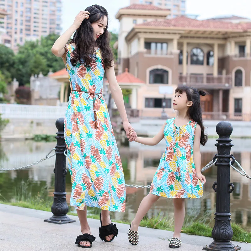 Bohemian Women Dresses for Mother Daughter Floral Little Girls Dresses Family Matching Dress Fashion Mom and Me Toddler Dress