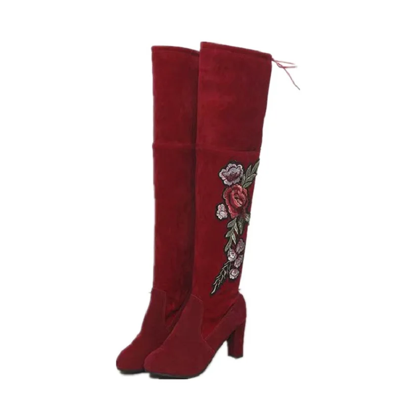 

2018 autumn and winter suede large size embroidered fashion high-heeled round head wild knee women's boots red 1018