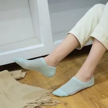 

2019 Woman Spring Summer New Non-Slip Silicone Ladies Boat Socks Invisible Socks Breathable Sweat-Absorbent Cotton Women Socks