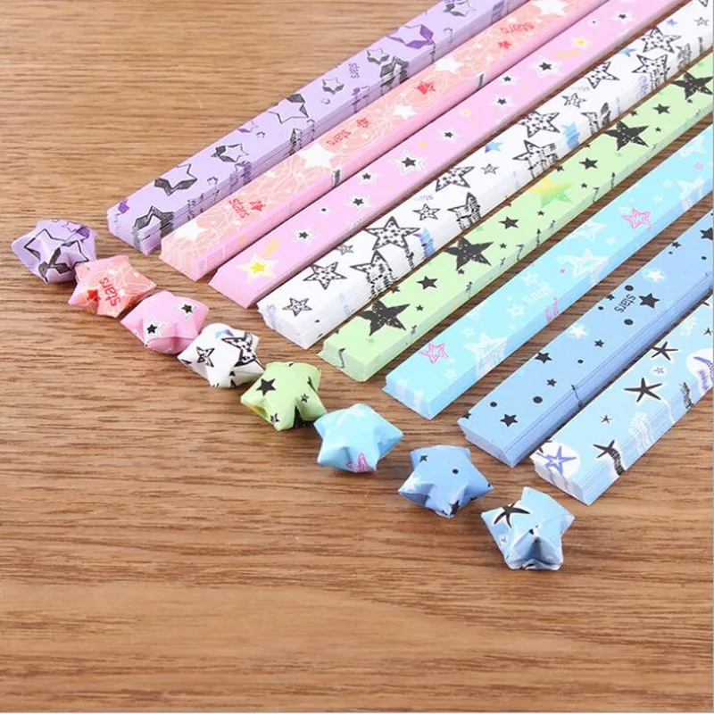 

400pcs Cute Luminous Quilling Handcraft Origami Lucky Star Paper DIY Strip Folding Golw In The Dark For Home Wedding Party Decor