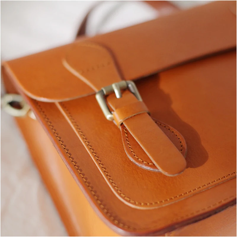 AETOO Portable crossbody bag, art school wind Woman bag, handmade cowhide vintage bag