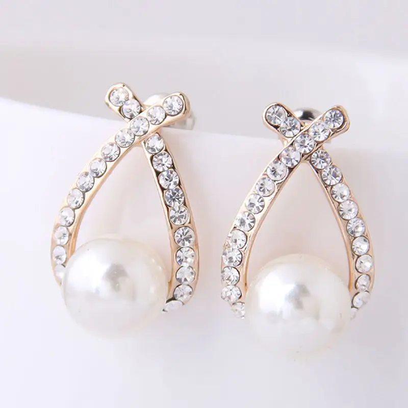

Korean Fashion Crystal Pearl Geometric Women Stud Earrings