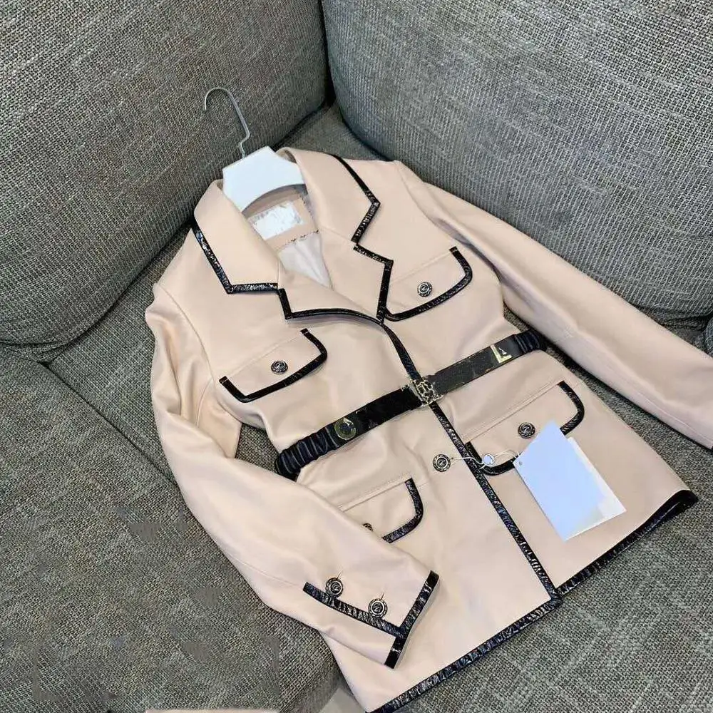 

Free shipping 2019 Spring Autumn Fashion Vintage women Coat Runway fashion button ladies Jacket with Letter belt