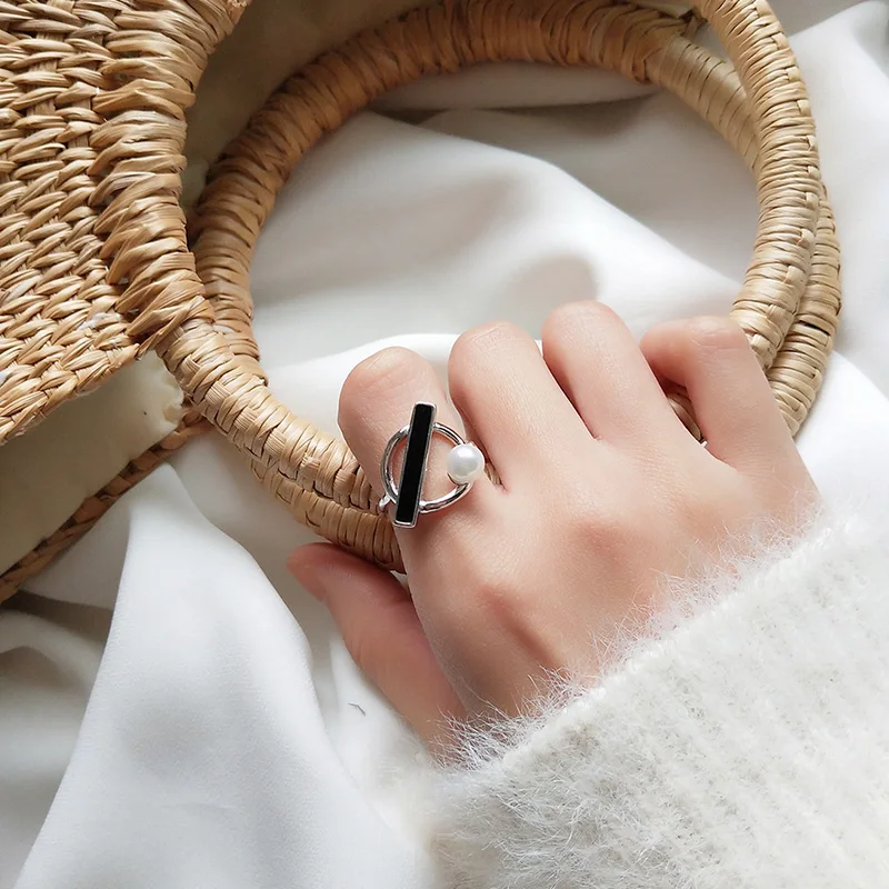 

SHENSS 925 Rings Elegant Quality 925 Adjustable Rings Vintage Fashion Black Twisted Pearl Ring for Women Silver 925 Jewelry