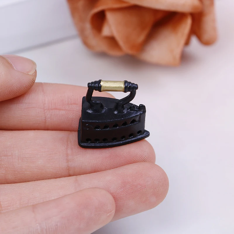 لطيف 1:12 مقياس بيت الدمية مصغرة الحديد مع الكي مجلس مجموعة الكلاسيكية مسرحية الأثاث لعب الإبداعية الأطفال هدايا