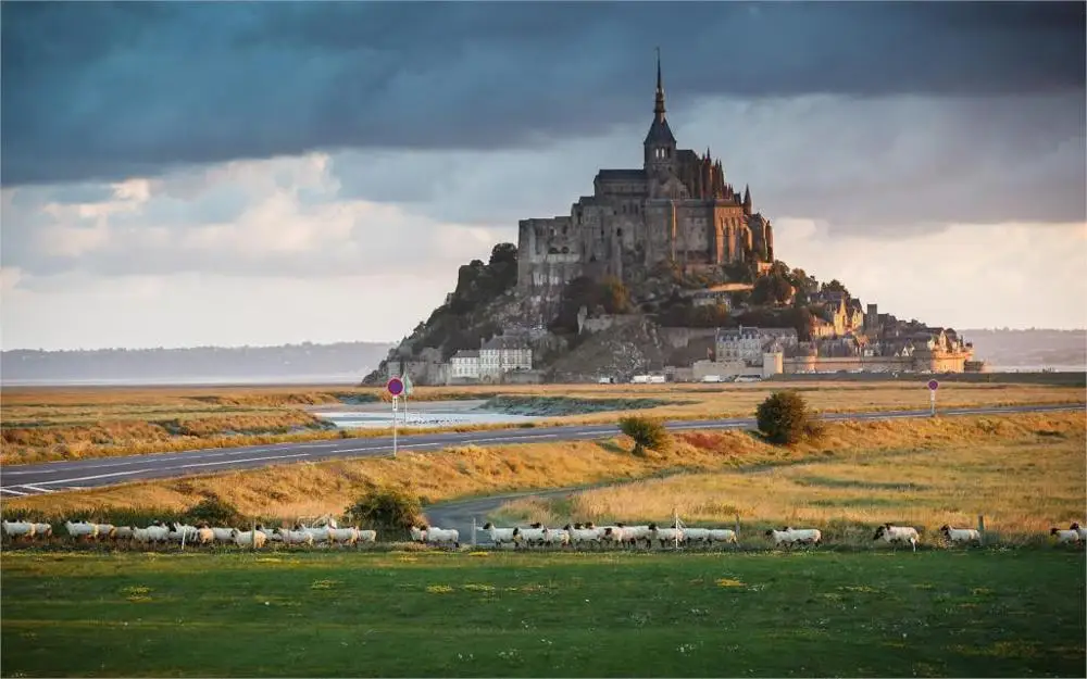 Строительный парусиновый постер Le mon Saint Michel 4 размера | Дом и сад