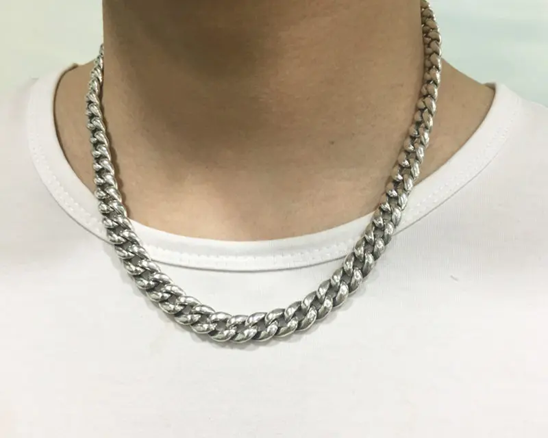 5824328686_2092824473