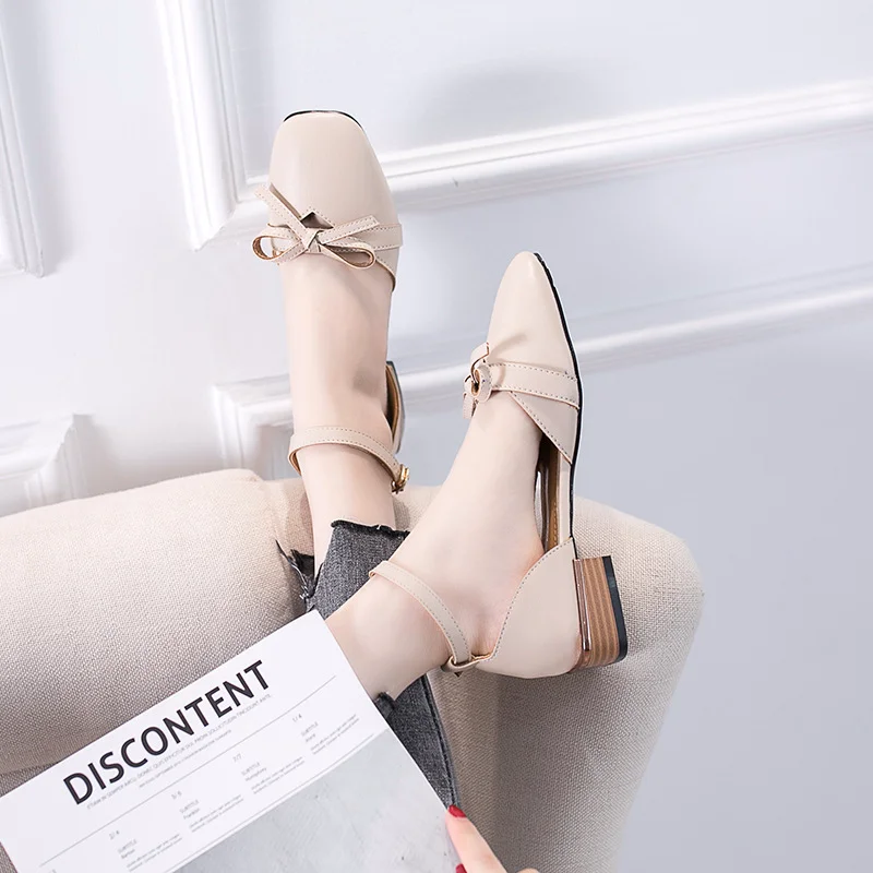 

QWEDF 2019 summer new ladies sandals fashion bow girl thick with heel rear plate with wild hollow baotou female sandals GB-75