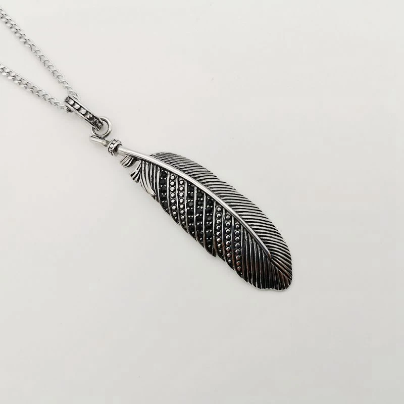 

2019 new Vintage silver stainless steel elegant Feather necklace pendant Black Cubic Zirconie stones retro feather necklace