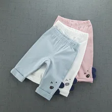 Новинка года летние для маленьких девочек длиной до икры Штаны девушки милые Штаны леггинсы детская одежда хлопок 3 вида цветов 5 штук в партии 3721