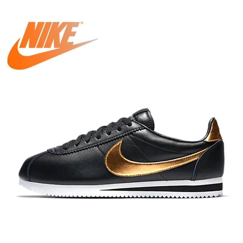 durable nike running shoes