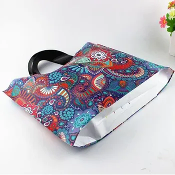 

50pcs Large Plastic Party Gift Bag With Handles 45*40cm Birthday Wedding Loot Bag Wedding Party Favors Gifts Bag Reusable Bags