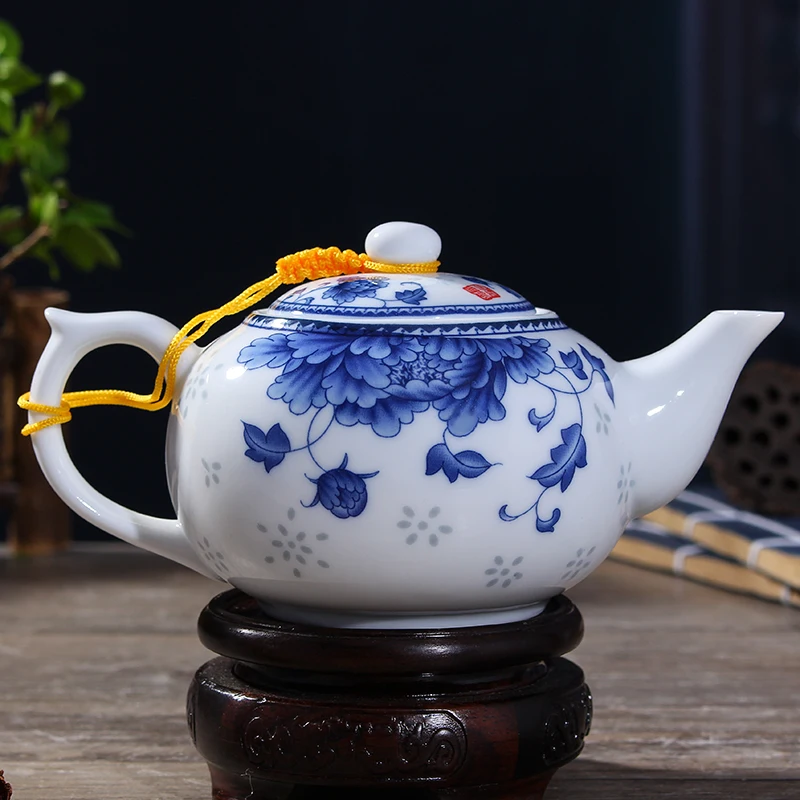 

Jingdezhen 150ml porcelain blue and white ceramic teapot kettle kung fu teapot flower pattern tea pot Promotion!