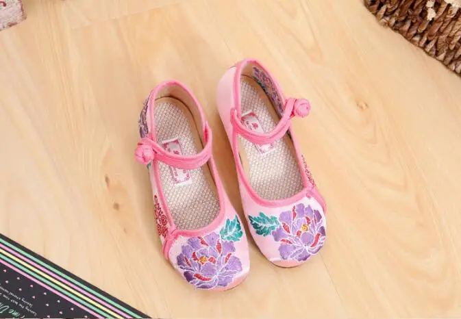Детская обувь с вышивкой национальный ветер костюм в китайском стиле в стиле ретро; обувь для танцев - Цвет: 1