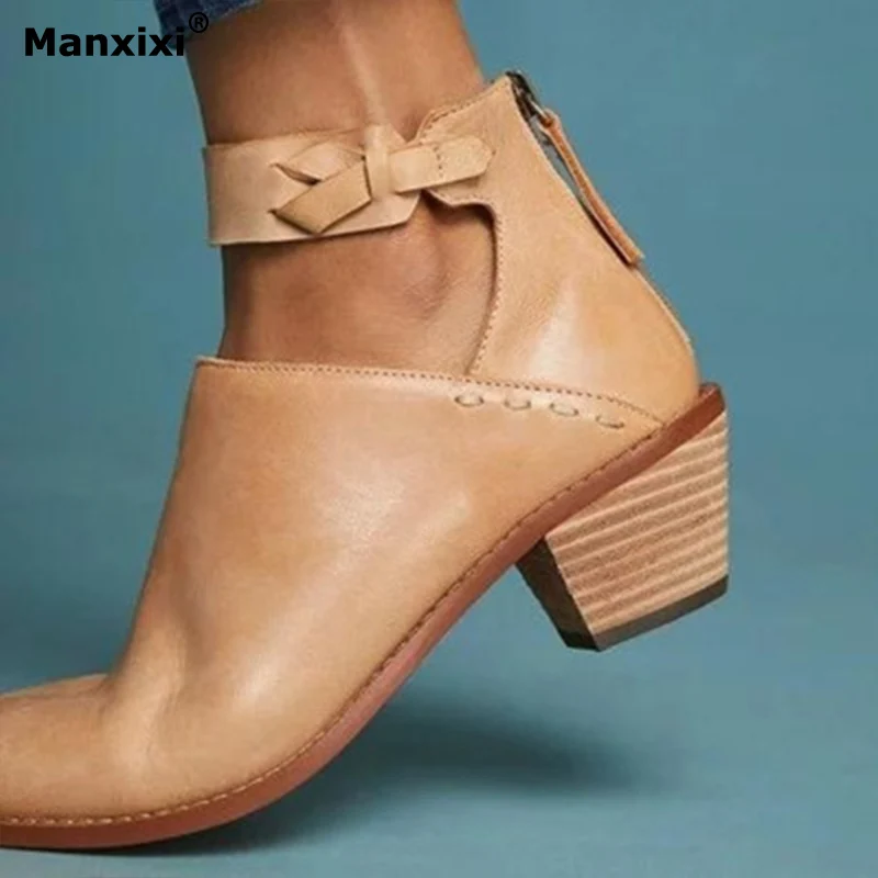 

Booties woman 2018 new fashion leather thick Low-heeled shoes ankle buckle Hollow female boots plus size women's winter boots