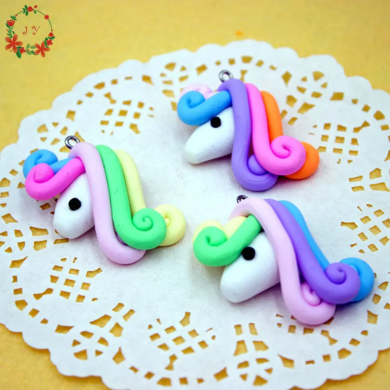 

30pcs Polymer Clay Unicorns Craft Handmade Cabochons with EYE Screw DIY Cartoon Home Decor Ornament 42mm Appliques Charms