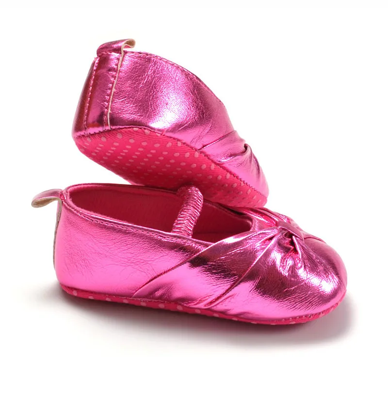Однотонная обувь для маленьких девочек; модная летняя обувь для маленьких девочек с мягкой подошвой; опт Прямая