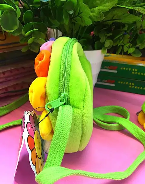 

10pcs Quality Kaikaikiki Kawaii Sunflower brooch lovely purse girls Party Favors Christmas Gifts Bag wholesale