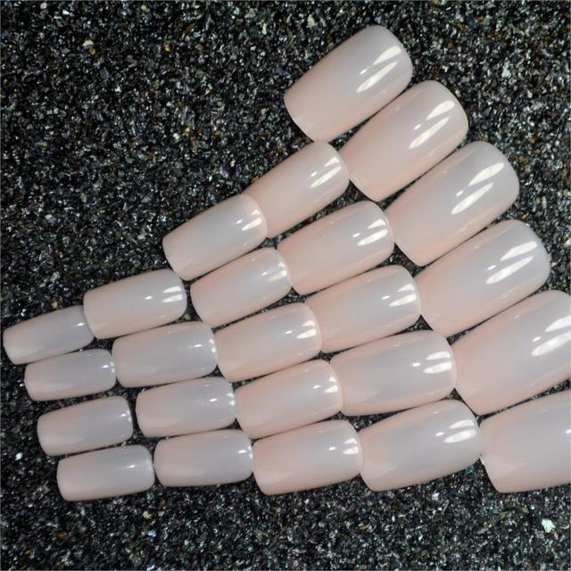 Fake Nails Faux Ongles UV Effect False Nails Full Cover Medium Square Press on Artificial Nail Art Manicure Accessories