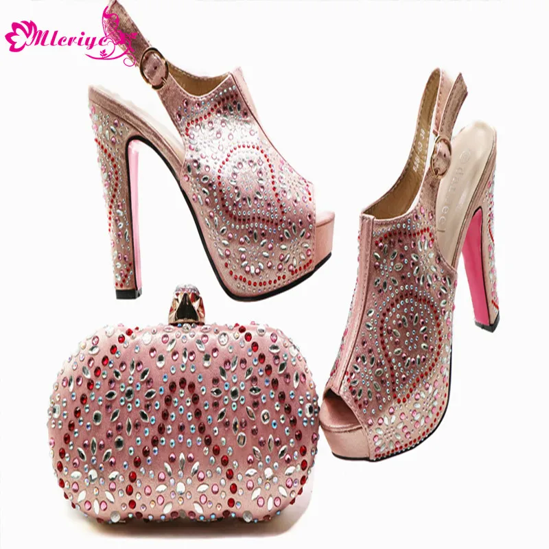 Latest Design Sales In Women Matching Shoes and Bag Set Decorated with Appliques Designer Shoes Women Luxury 2018 Elegant Shoes
