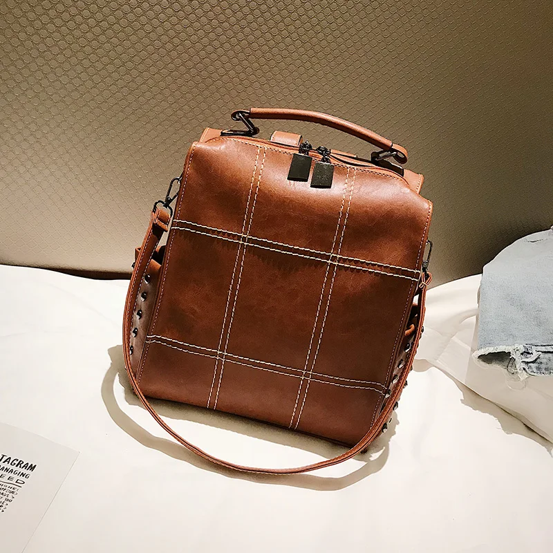 Fashion Rivet women Backpack Pu Leather Female Backpack School Backpack For Teenage Girls lock bags for Girls 2018 mochila (20)