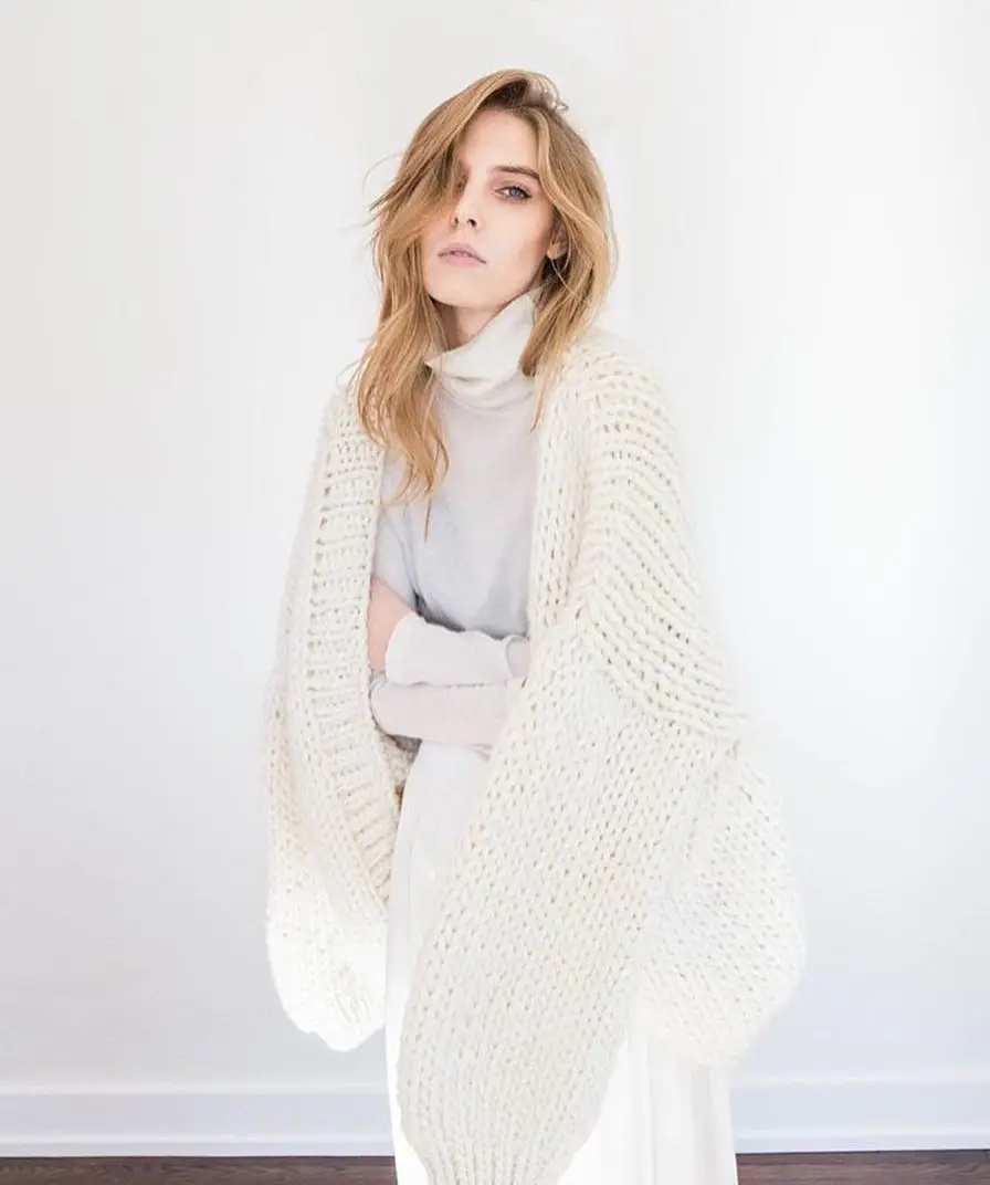 

Super Chunky 100% Wool yarn hand knitted wool sweaters,new design girl coat