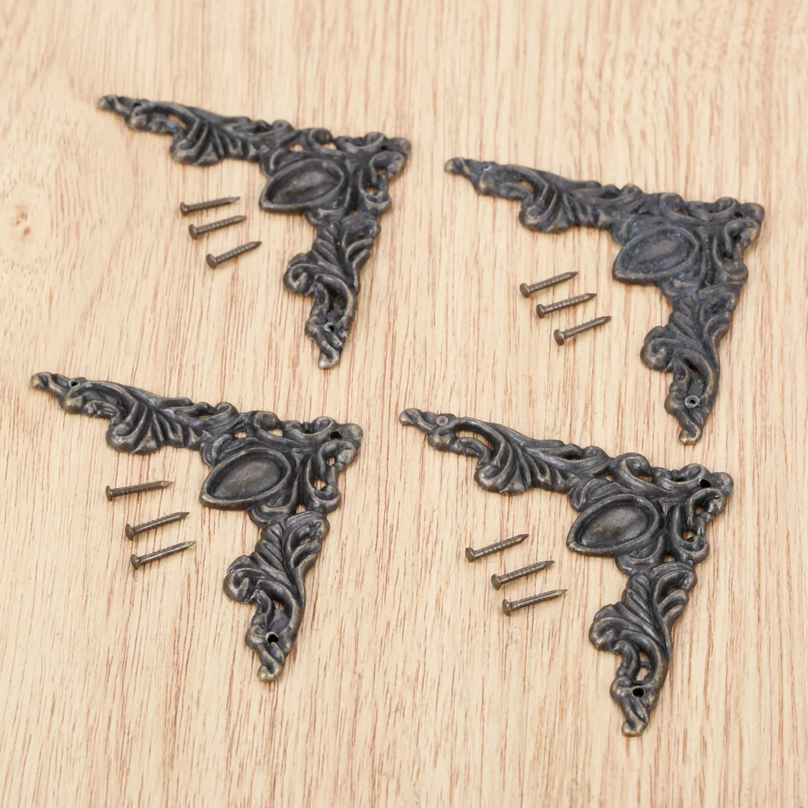 

4Pcs Antique Bronze Decorative Protectors 50*50mm For Book Corner Protector Box Book Scrapbook Metal Album With Nails