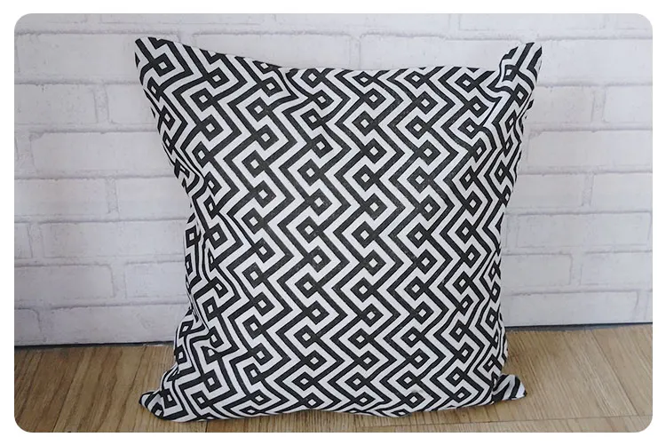 Pillow covers geometric (5)
