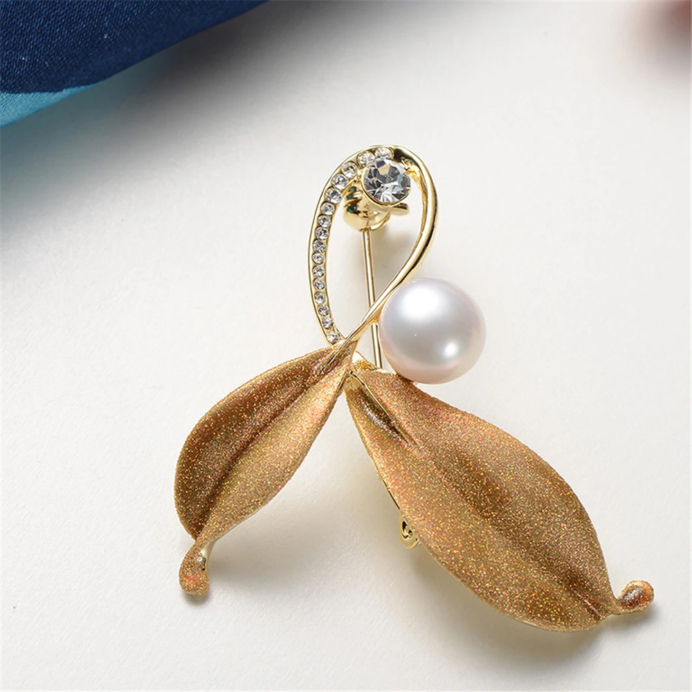 Brooch pins Crystal Brooch Pin Pendant Dinner Party Brooch Jewelry Birthday Gifts for Women Mothers Day