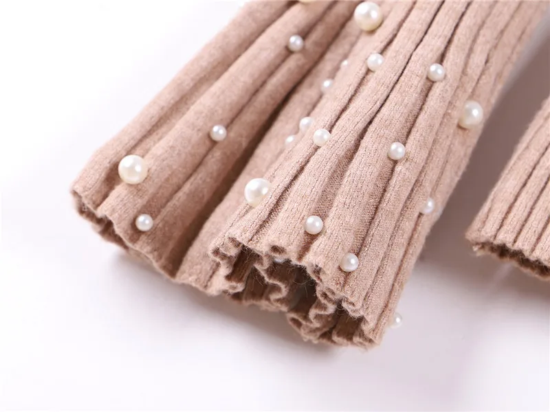 2019 Autumn Women Thick Sweater Warm Outerwear New Style Fashion Beading Sleeve Pullover Winter Slash Neck Sweater Female D215