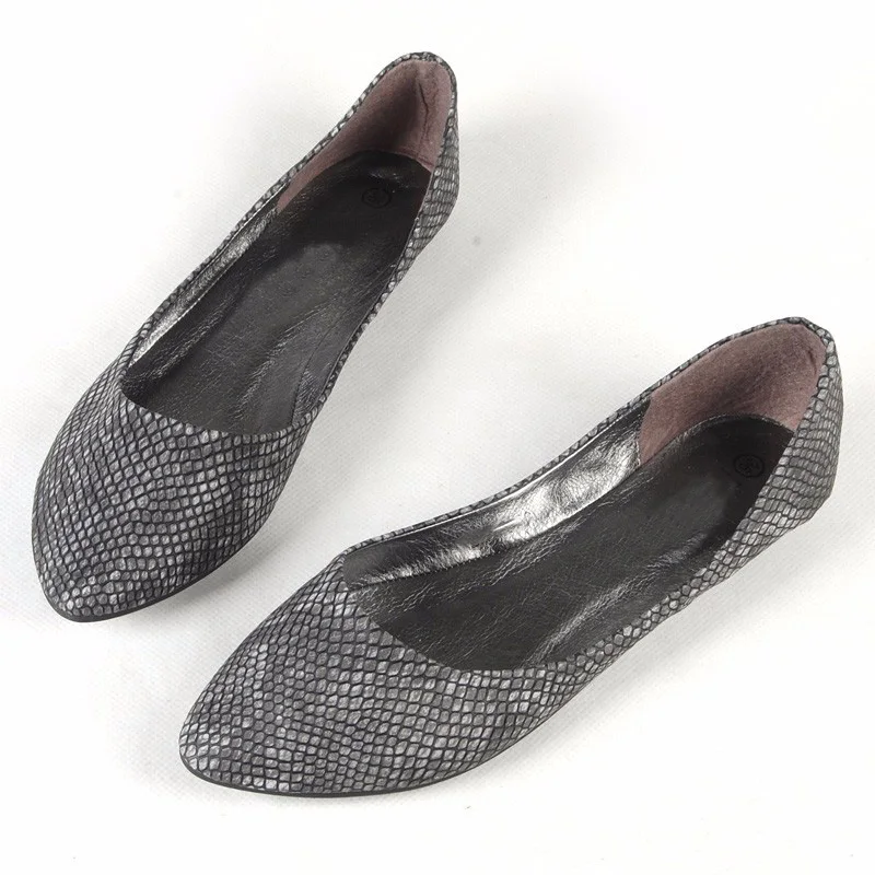 MVVJKELadies/европейский и американский стиль; змеиная текстура; большие размеры; женские тонкие повседневные туфли на плоской подошве с острым носком; Танцевальная обувь; Kvoll; E289 - Цвет: Серый