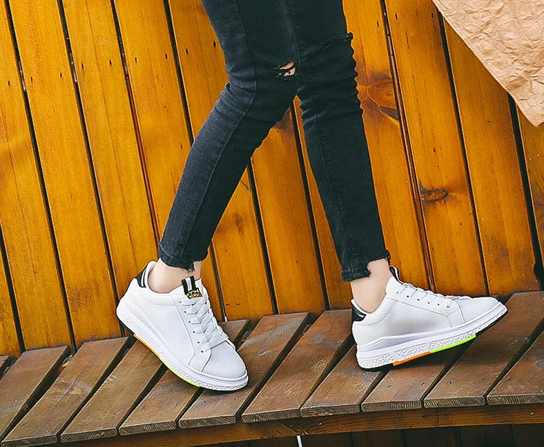 Women Casual Shoes Nice Spring Autumn Fashion Women Shoes Embroidered Tiger Breathable Lace-Up Platform Women SneakersNice0608-171103