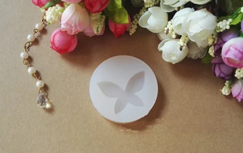 

1pcs Liquid butterfly silicone mold DIY resin jewelry pendant necklace pendant mold resin molds for jewelry