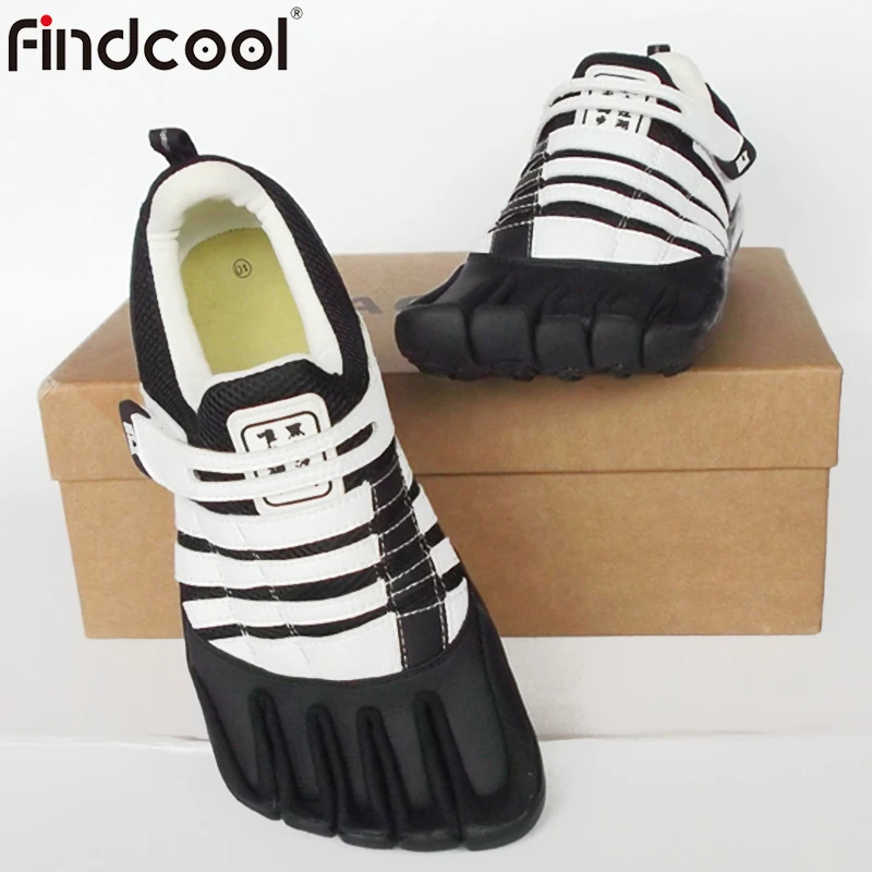 walking toe shoes