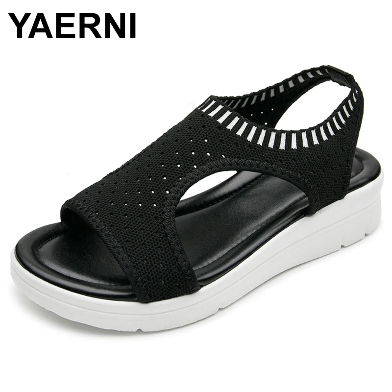 baratas YAERNI Mulheres sandálias para o verão 2018 nova plataforma sandália sapatos de conforto respirável compras senhoras sapatos preto branco