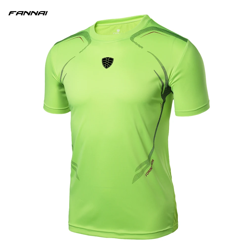 

2018 New Running Shirts Men Short Sleeve Sports Suit Gym Crossfit Fitness Soccer JerseyTraining T Shirt Jogging Sweat Shirt