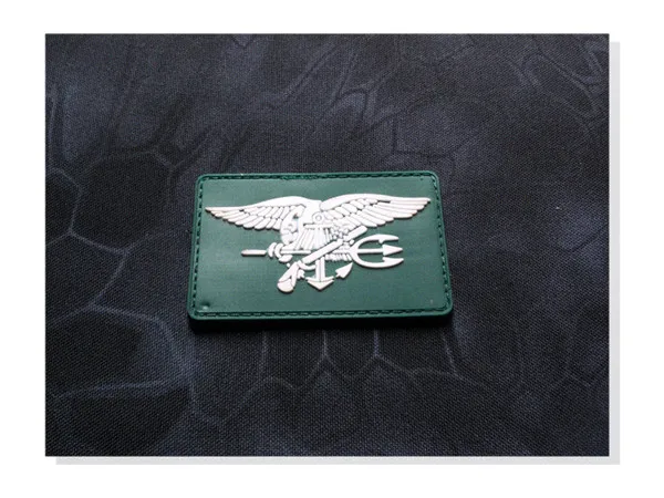 Нам Спецназ ВМС команда 6 TRIDENT логотип патч 3D ПВХ тактический боевой дух армии резиновая вышивка эмблем значок - Цвет: Зеленый