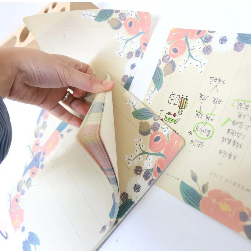 

2017 new fashion creative stationery color pattern multi-function week plan notebook / work memo notebook