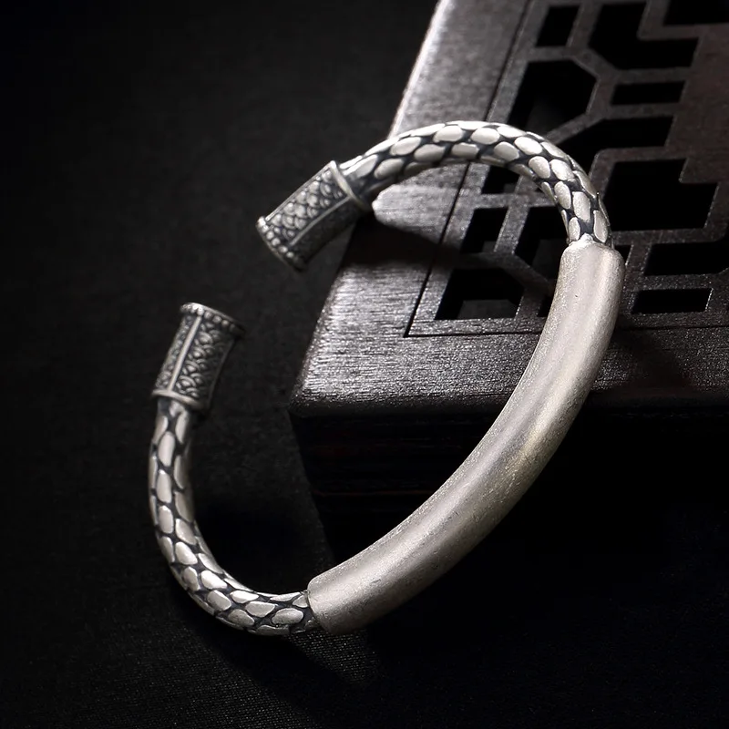 Armbanden Voor Vrouwen S990, Silver, Antique, Matte, Scale, Woven, Open Lady Bracelet, Sterling Antique Bracelet Wholesale.
Armbanden Voor Vrouwen S990, Silver, Antique, Matte, Scale, Woven, Open Lady Bracelet, Sterling Antique Bracelet Wholesale.